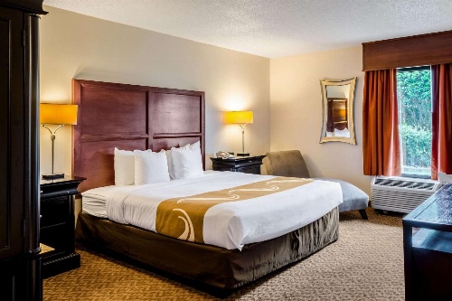 Quality Inn Moss Point image 4